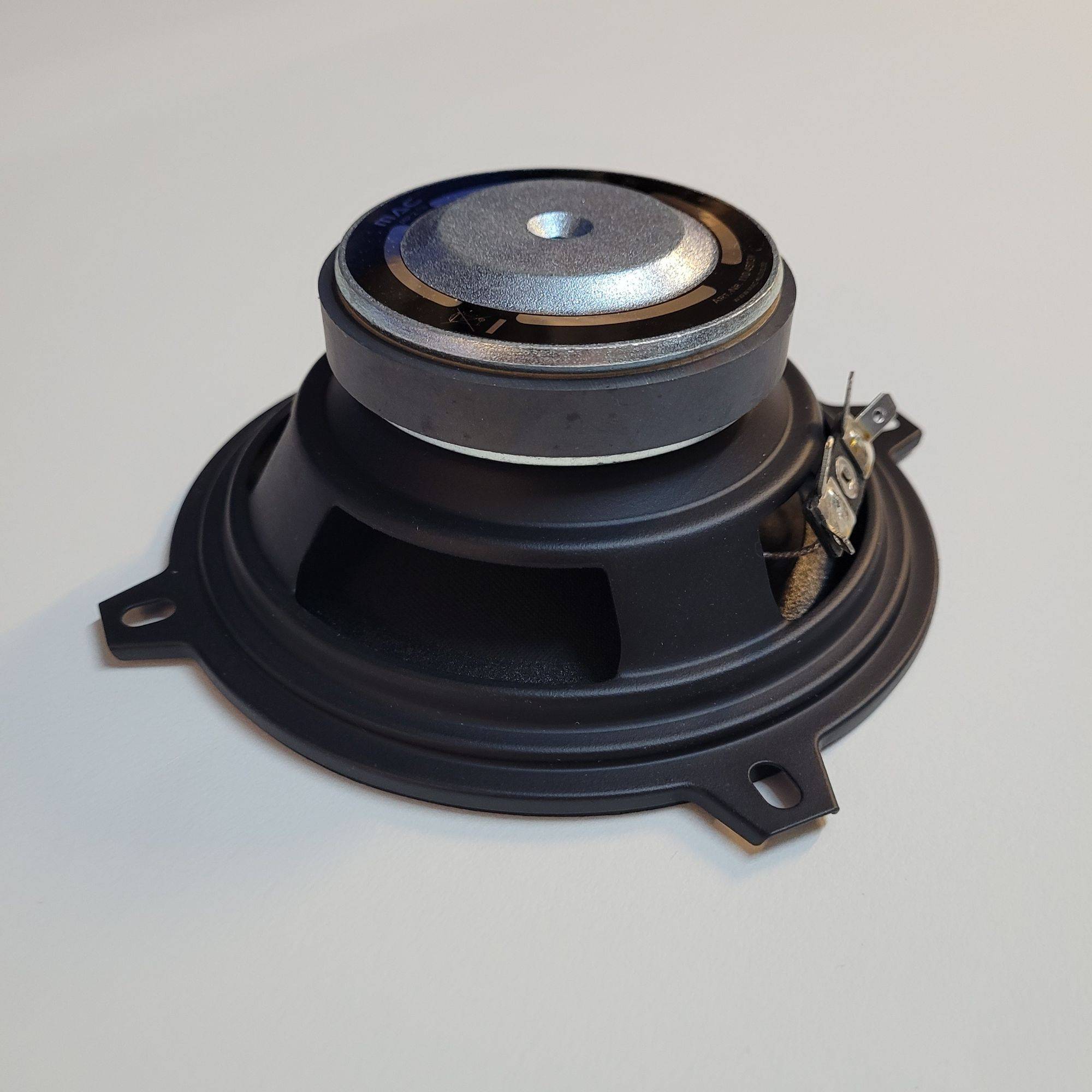 1 Paar mac Audio MP 2.13, Basslautsprecher Kickbass 120 Watt max., NEU