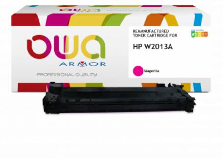 OWA Armor wiederaufbereitete HP W2013A Magenta-Tonerkartusche in Einzelhandelsverpackung mit Kartusche in der Vorderansicht.