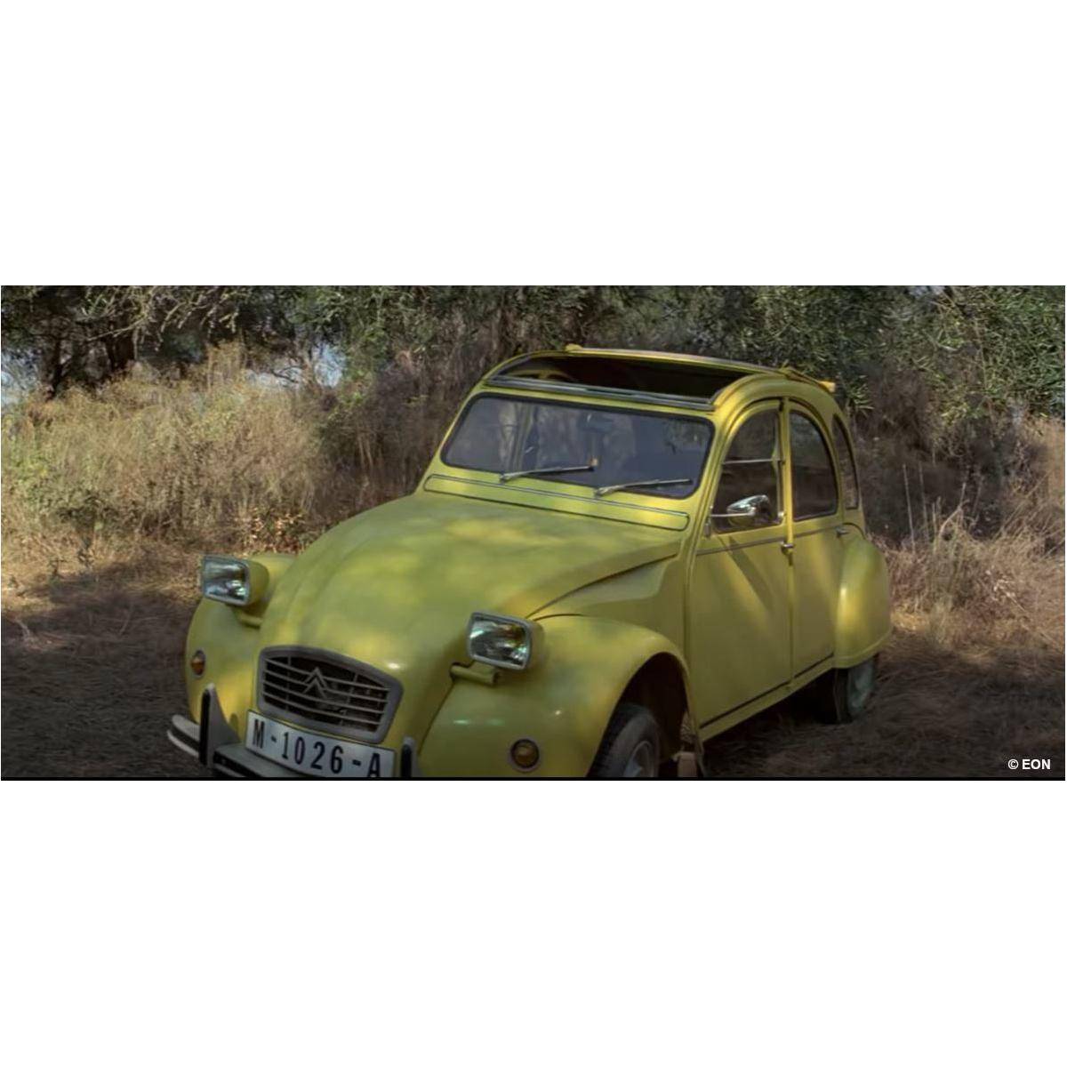 Modellbausatz mit Basiszubehör, James Bond Citroen 2 CV, 126 Teile, ab 12 Jahren