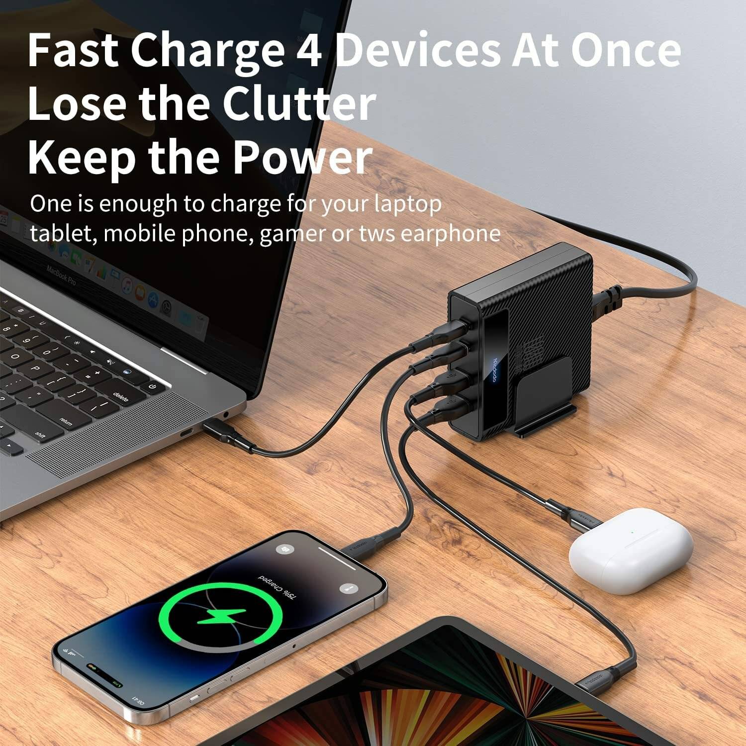 100W Ladegerät Lade Station,PD Schnellladestation, 4-Anschlüsse, 2x USB-C, 2x USB Schwarz