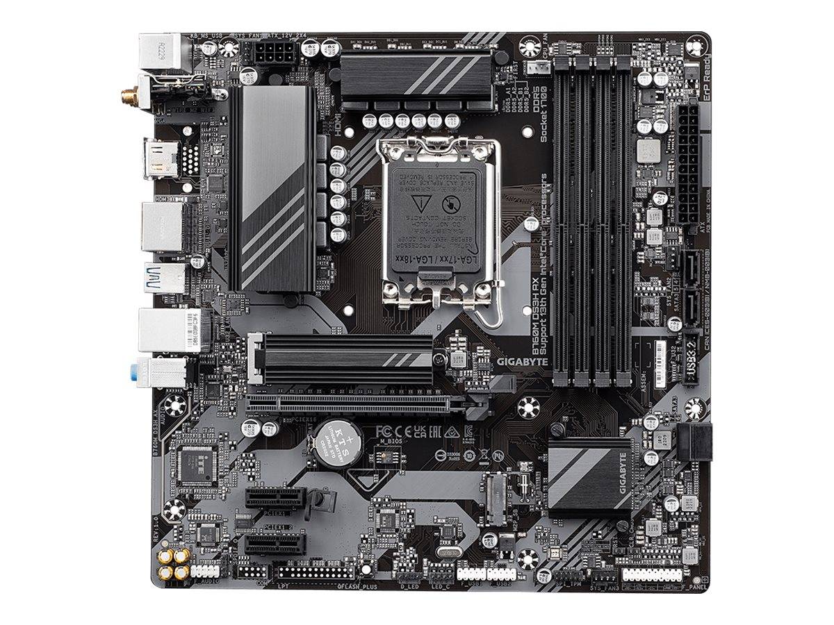 Draufsicht auf ein Gigabyte-Computermotherboard mit CPU-Sockel, RAM-Steckplätzen, Erweiterungssteckplätzen und hinteren E/A-Anschlüssen.