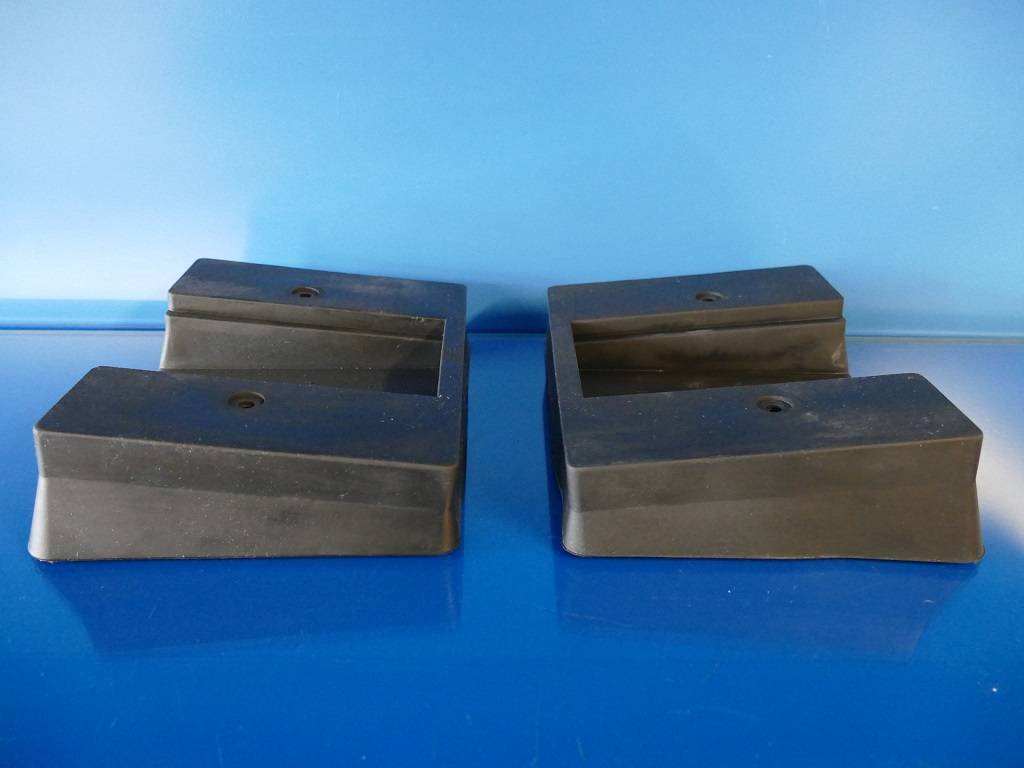 Gummiformteile für Dachmontage, DBW/DBS 2000