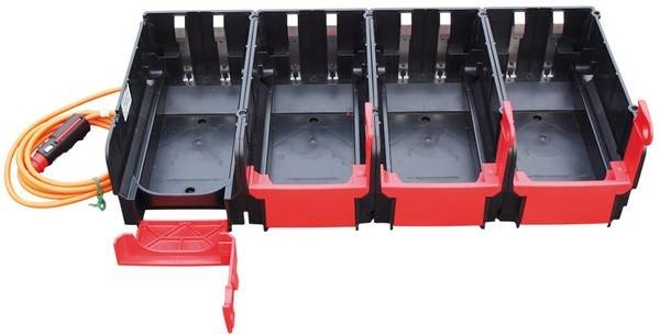Transport- u. Ladeschale, Star-Flash LED Typ 620/627 Ausführung: 4-fach mit 2 m Zuleitung