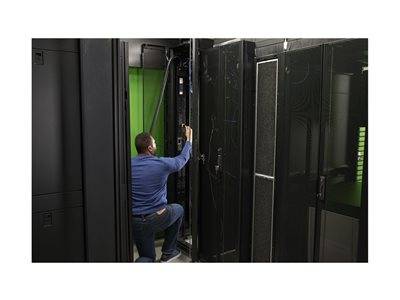 APC Rack PDU 9000 Switched ZeroU 16A Server, Storage & USV Stromverteilungseinheiten (PDU) PDU