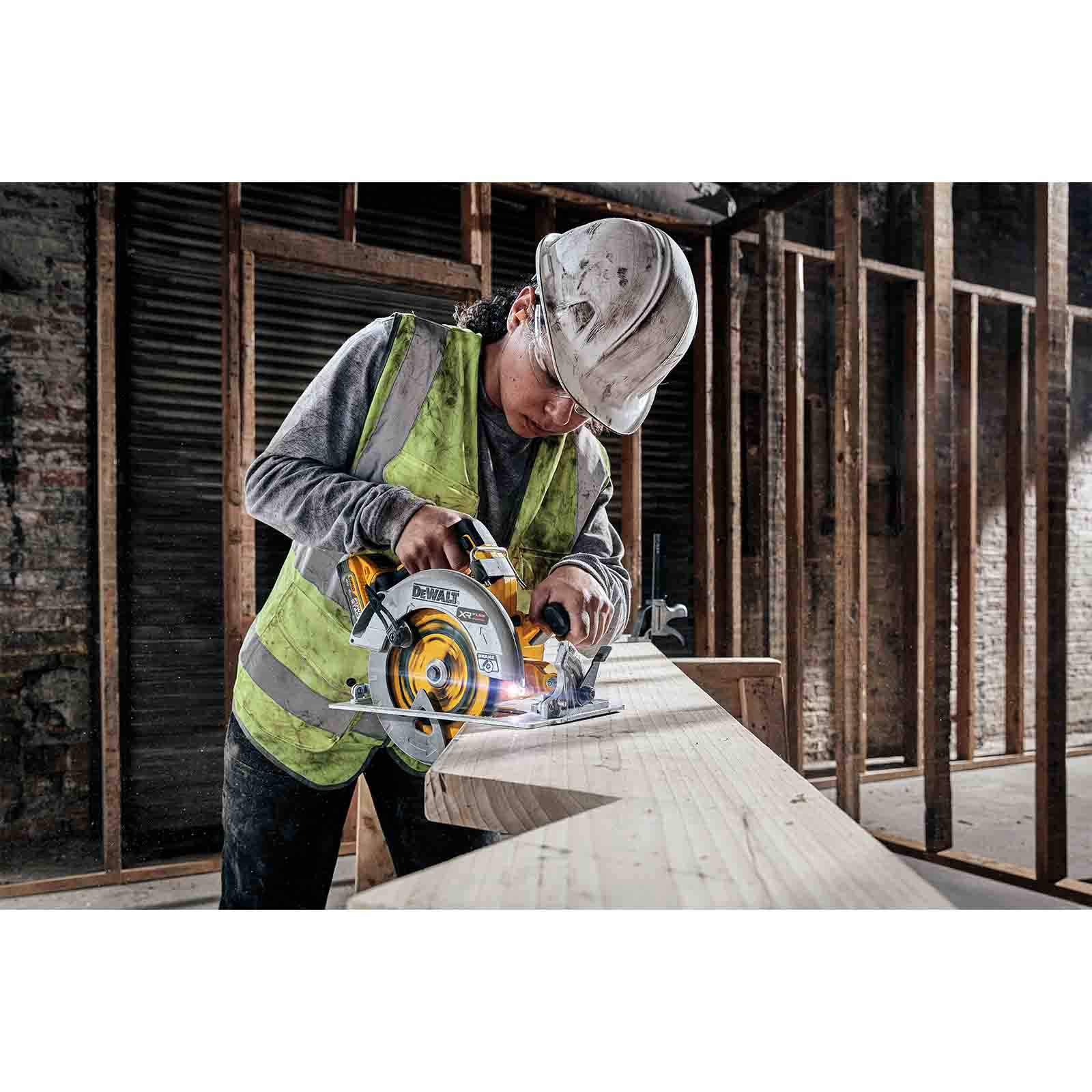 DeWALT Akku-Handkreissäge DCS573H2T-QW 18V 5Ah Powerstack
