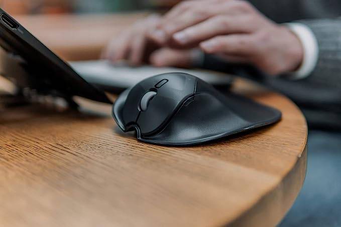 BakkerElkhuizen HandshoeMouse Shift Bluetooth Maus Büro Beidhändig Optisch 1000 DPI