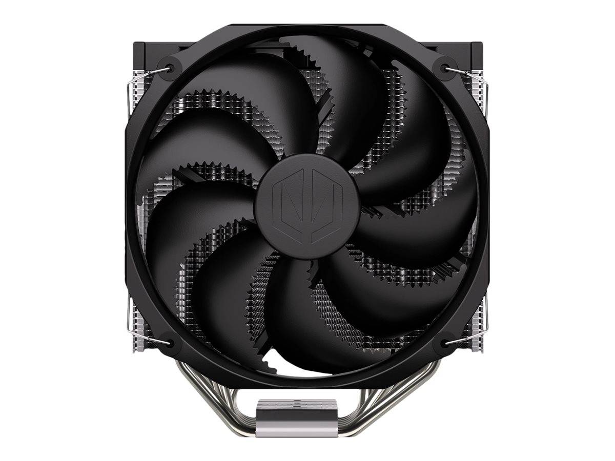 Schwarzer CPU-Luftkühler mit einem großen kreisförmigen Lüfter und Metallkühlrippen auf weißem Hintergrund