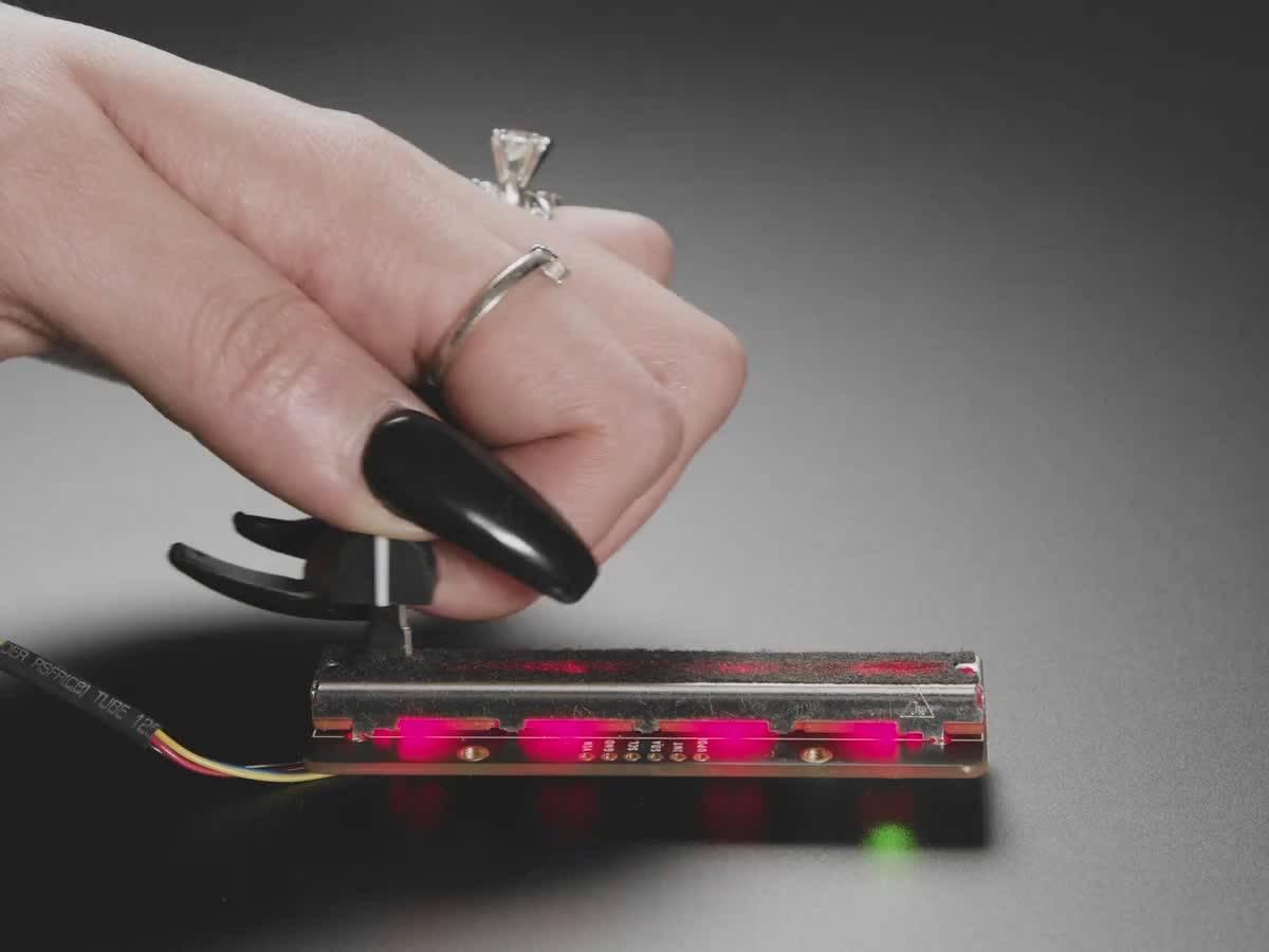 Adafruit NeoSlider I2C QT Slide Potentiometer with 4 NeoPixels STEMMA QT Qwiic