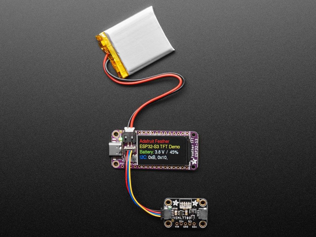 Adafruit ESP32-S3 TFT Display Feather Board 4MB Flash 2MB PSRAM STEMMA QT 5483