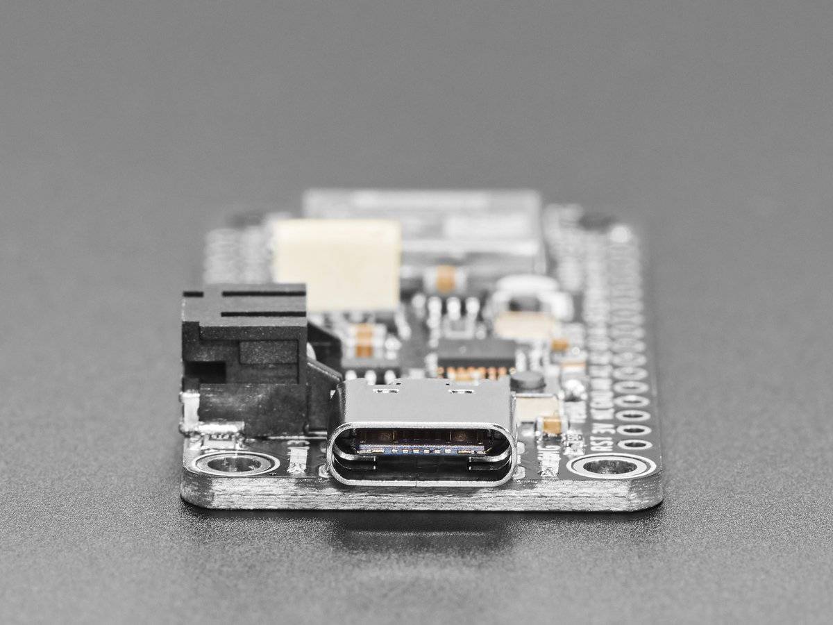 Adafruit ESP32 Feather V2 with 8MB Flash 2MB PSRAM USB Type C QT I2C 5400