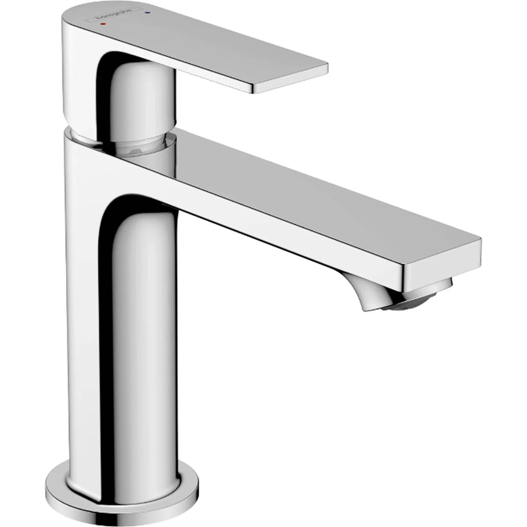 Chrom-Einhebel-Badezimmerbatterie mit hohem zylindrischem Fuß und flacher, kantig geformter Auslaufform auf weißem Hintergrund.
