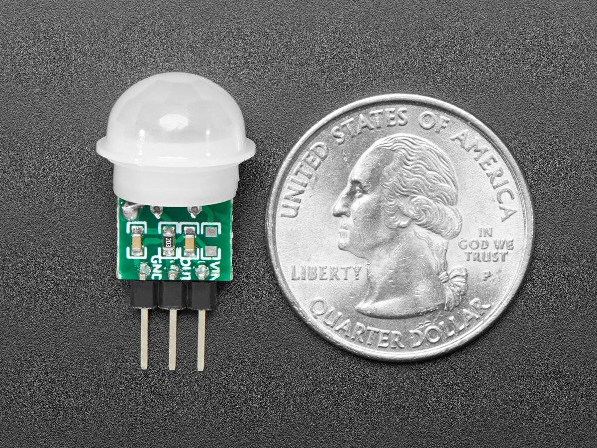 Adafruit Mini PIR Motion Sensor with 3 Pin Header Breadboard-friendly 4871