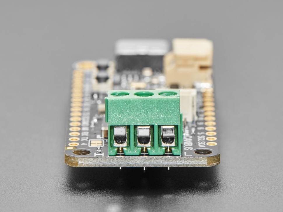 Adafruit RP2040 CAN Bus Feather with MCP2515 CAN Controller STEMMA QT