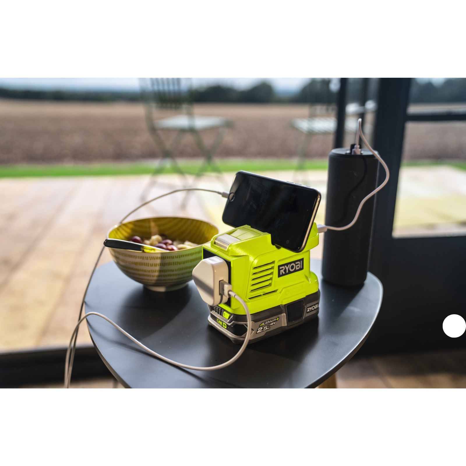 RYOBI Akku-Wechselrichter RY18BI150A-0 18V