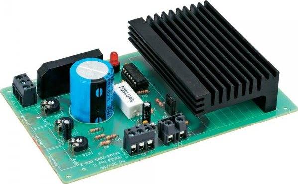 H-Tronic Univ.-Netzgerät 1