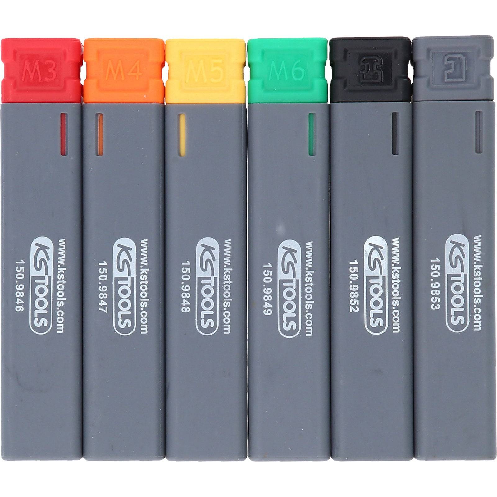 Sechs KS-Tools-Marker in grauen Gehäusen sind vertikal angeordnet, mit farbcodierten Oberteilen in Rot, Orange, Gelb, Grün, Schwarz und Grau.