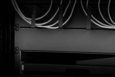 Renkforce RF-3429136 48,30cm (19'') Netzwerkschrank-Blindabdeckung 2 HE Schwarz (RF-3429136)