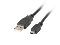 USB-Kabel mit Standard-USB-A-Stecker und kleinerem USB-Mini-B-Anschluss auf weißem Hintergrund