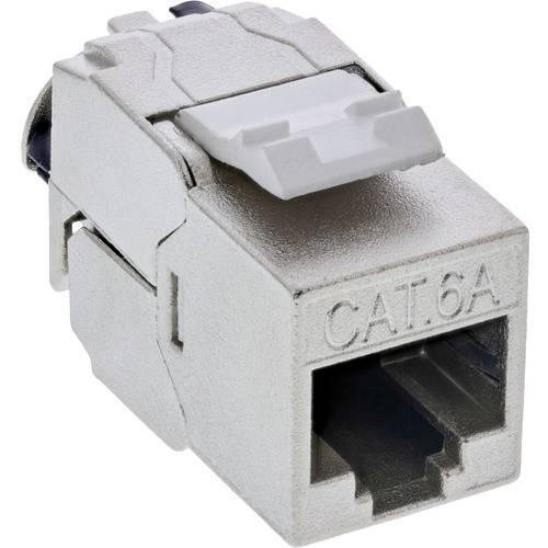 Ein metallischer CAT6A Ethernet-Keystone-Buchsenstecker, in einer Nahaufnahme mit dem Port für die Kabeleinführung dargestellt.
