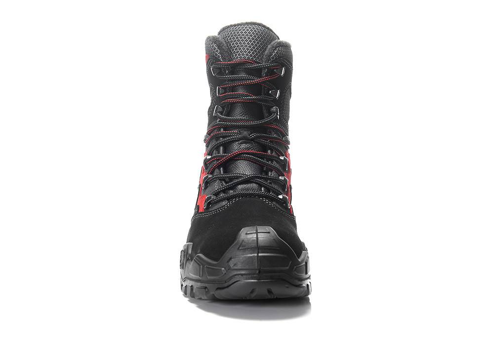 Ein schwarzer und roter Wanderschuh von vorne gezeigt, der das robuste Profil, die verstärkte Zehenpartie und die hohe Knöchelunterstützung für Outdoor-Aktivitäten hervorhebt.