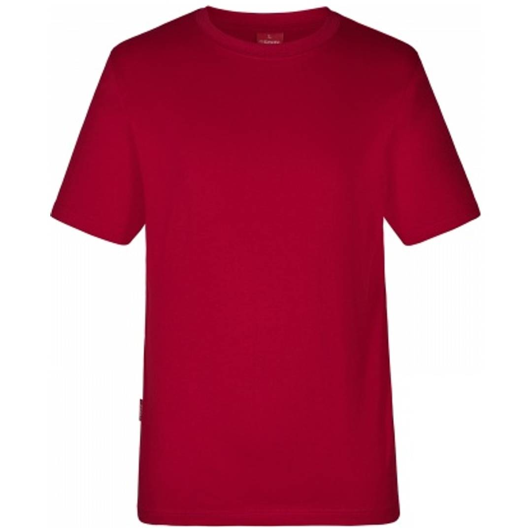 Einfaches rotes Kurzarm-T-Shirt auf weißem Hintergrund.