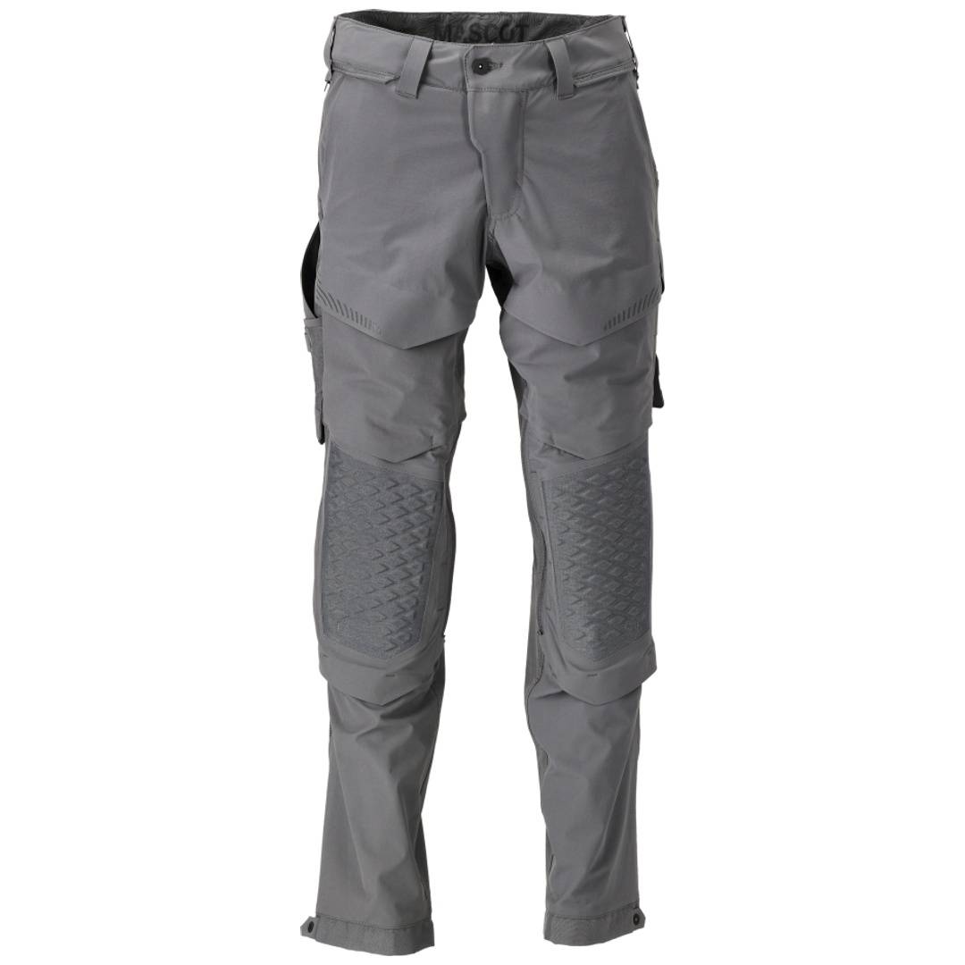 Graue Herren-Outdoorhosen mit verstärkten Kniepartien und Gürtelschlaufen, Vorderansicht auf weißem Hintergrund.