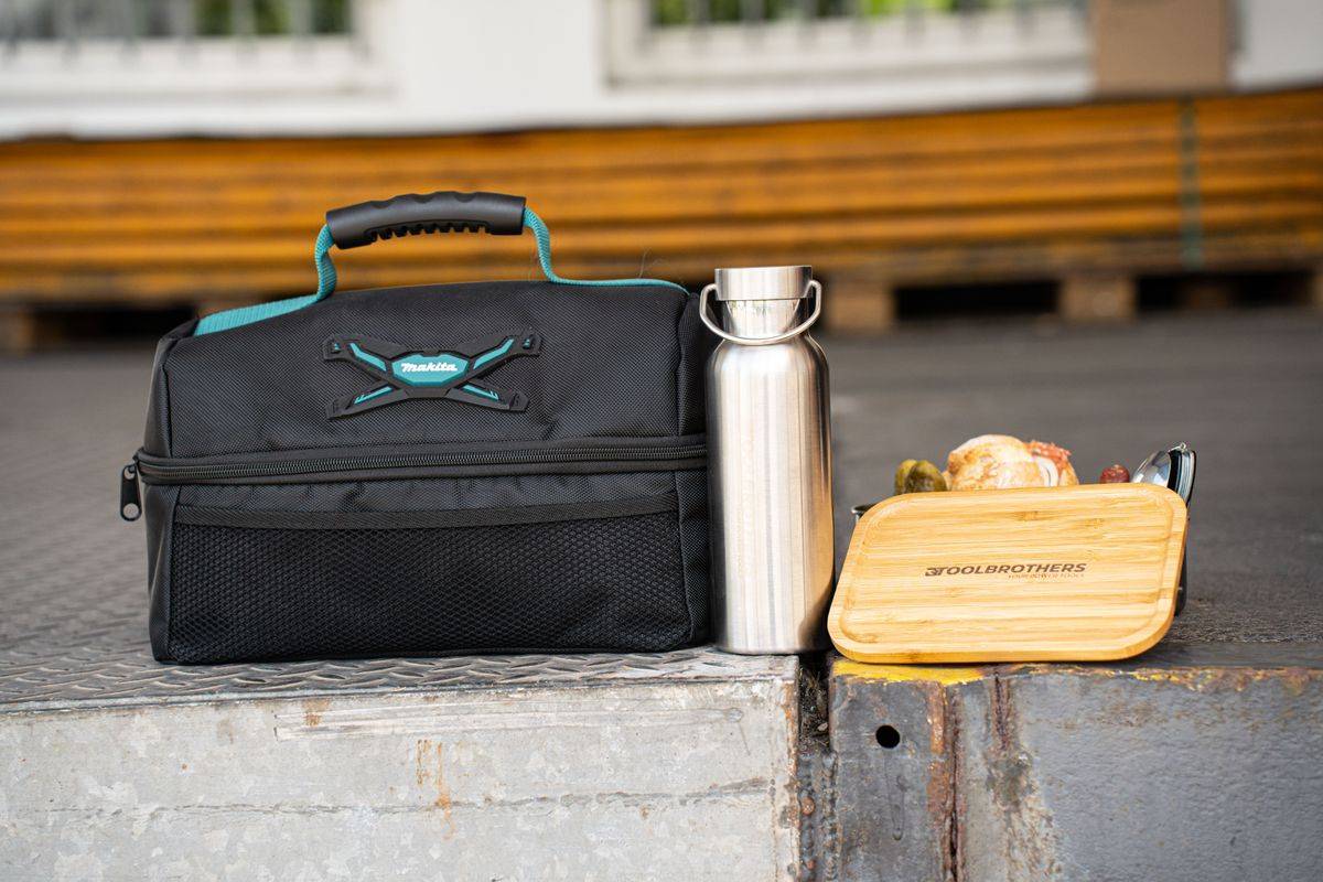 Toolbrothers Fan Lunchpaket in Makita Kühltasche mit Edelstahl Brotdose mit Bambus Deckel 1200 ml + Edelstahl Trinkflasche 500 ml + 4 in