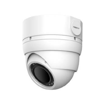 Eine weiße Kuppel-Sicherheitskamera mit einem schwarzen Objektiv, die für Überwachung und Monitoring konzipiert ist, ist auf einer wandmontierungsfähigen Halterung befestigt.