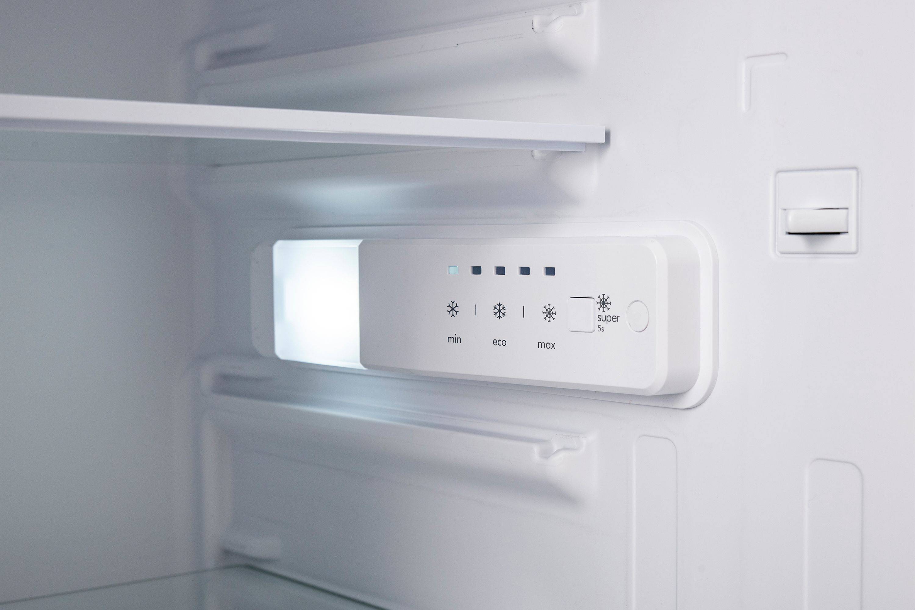 Telefunken EK102S160E Einbaukühlschrank ohne Gefrierfach | 102cm Nische | Schlepptür-Technik | 154 Liter Nutzinhalt