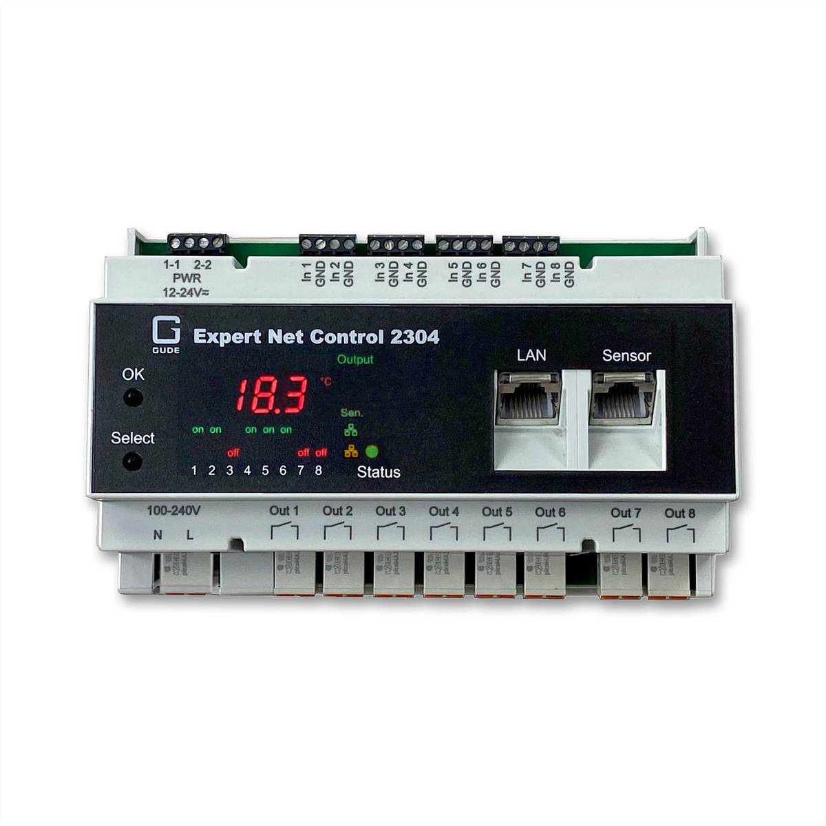 Vorderansicht eines Expert Net Control 2304-Gerätepanels mit einem roten 18,3°-Display, Statusleuchten, LAN- und Sensoranschlüssen sowie mehreren Ausgabeanschlüssen.