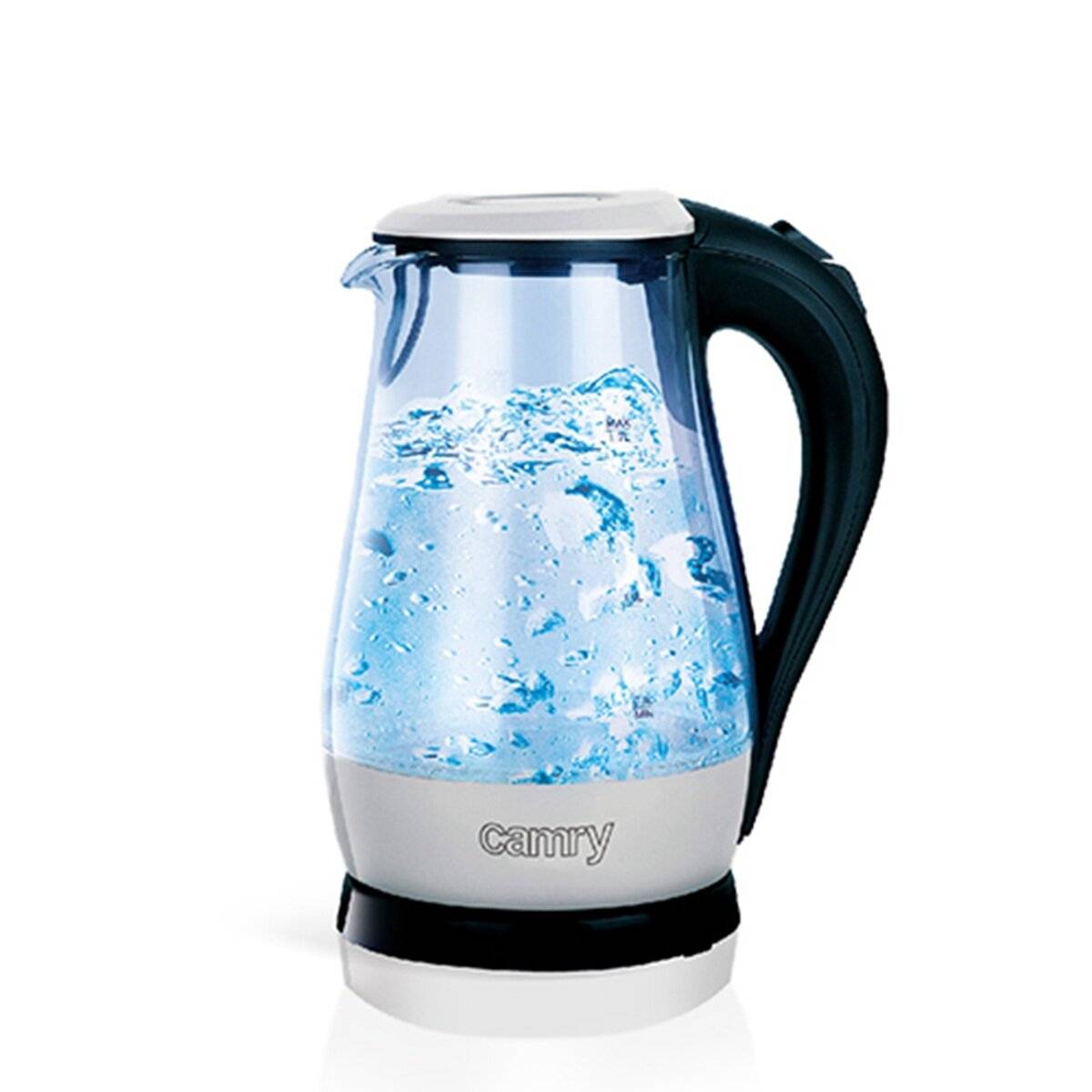 Ein durchsichtiger Wasserkocher mit kochendem Wasser im Inneren, das Blasen erzeugt. Der Wasserkocher hat einen schwarzen Griff und einen schwarzen Sockel.