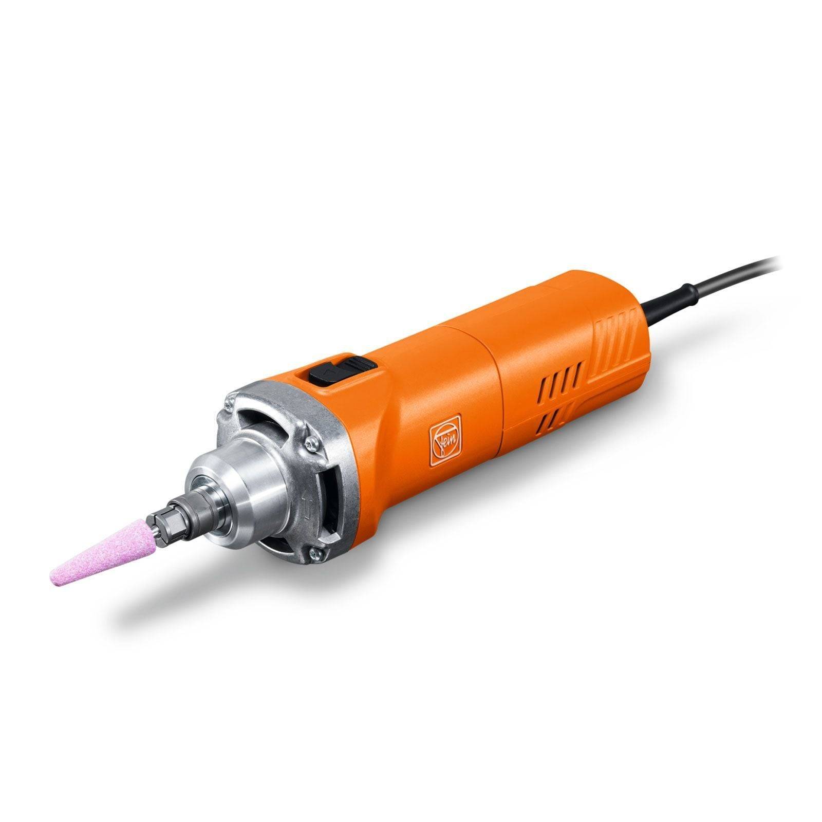 Ein orangefarbener elektrischer Schleifer mit einem spitz zulaufenden rosa Schleifaufsatz, entwickelt für präzises Schleifen auf verschiedenen Materialien.