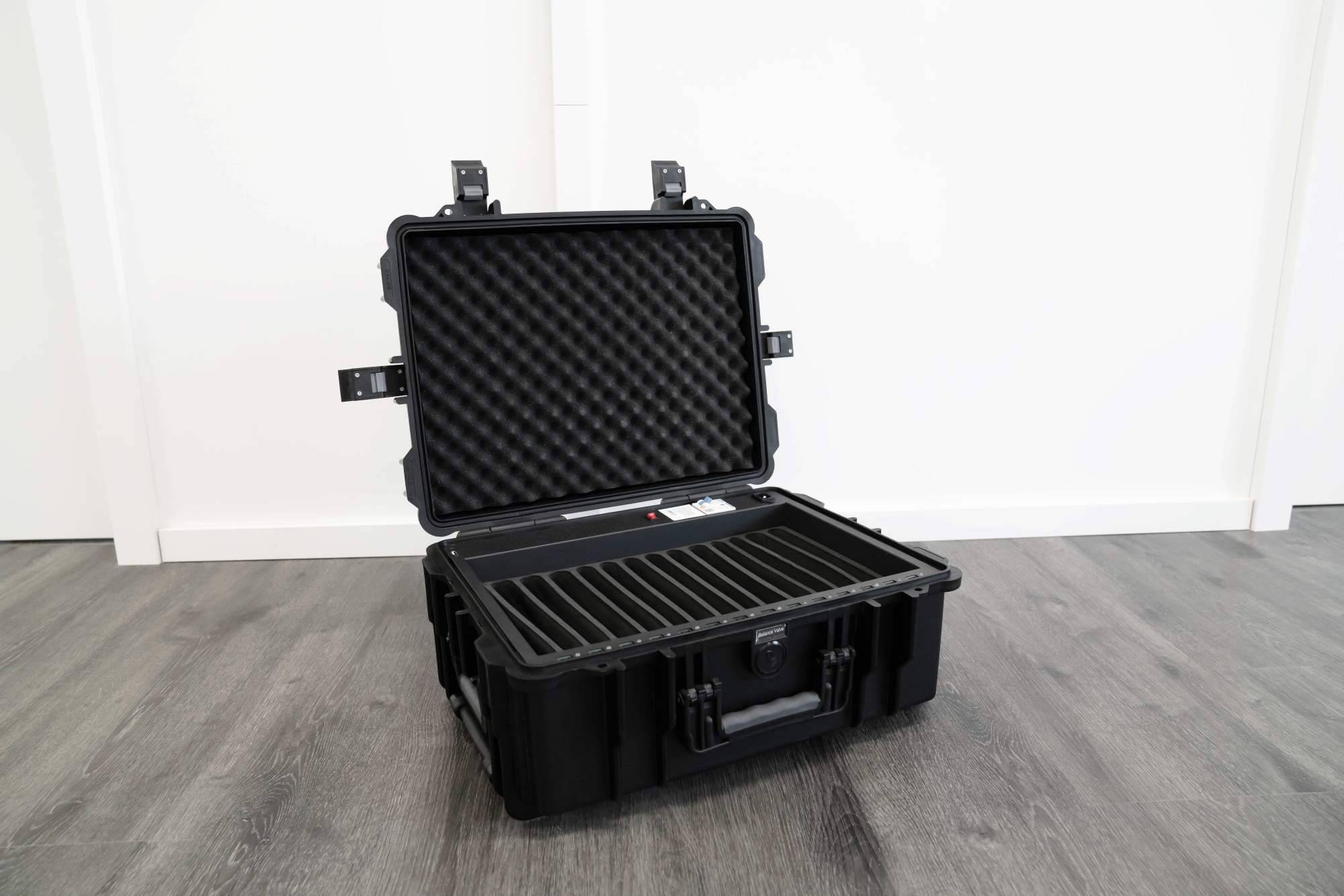 ATON4 T14S Tablet-Ladetrolley, USB-A Ausführung, Sync-Funktion, spritzwassergeschützt, schwarz