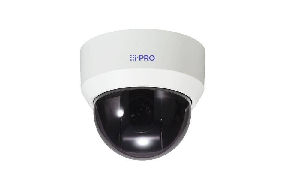 Weiße i-PRO Dome-Sicherheitskamera isoliert auf einfachem Hintergrund.