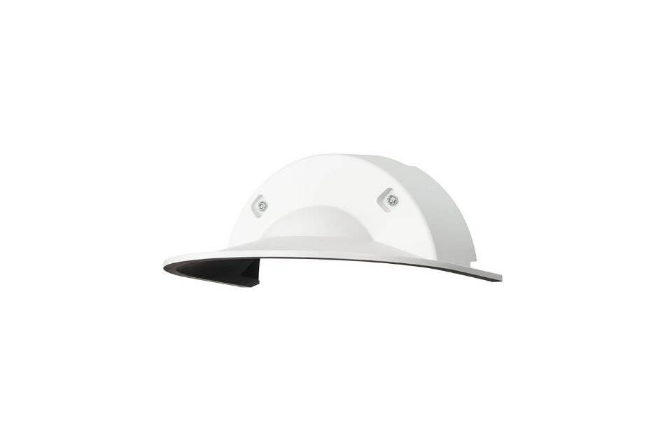 Weißer Schutzhelm mit dunkler Krempe, isoliert vor weißem Hintergrund dargestellt.
