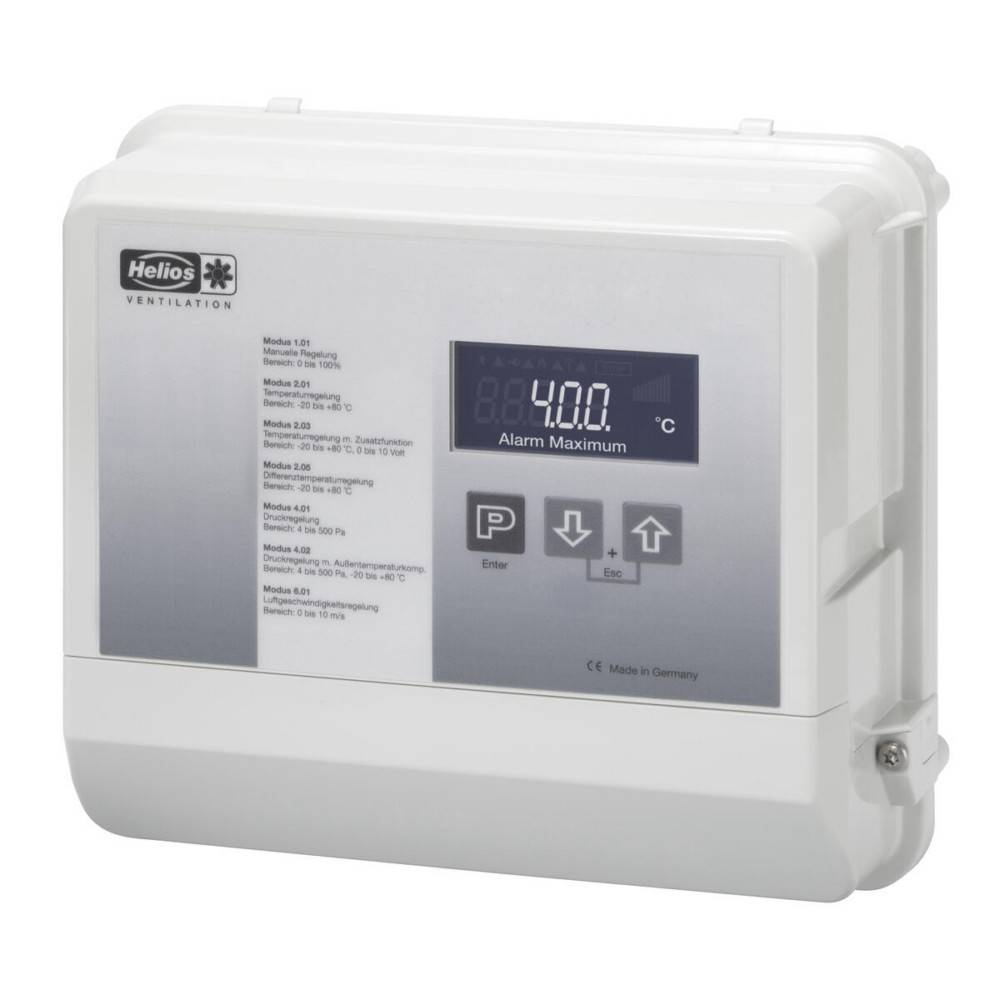 Steuereinheit mit digitaler Anzeige, die '40,0°C' zeigt. Tasten darunter ermöglichen Einstellungen. Beschriftet als 'Helios Lüftung'.