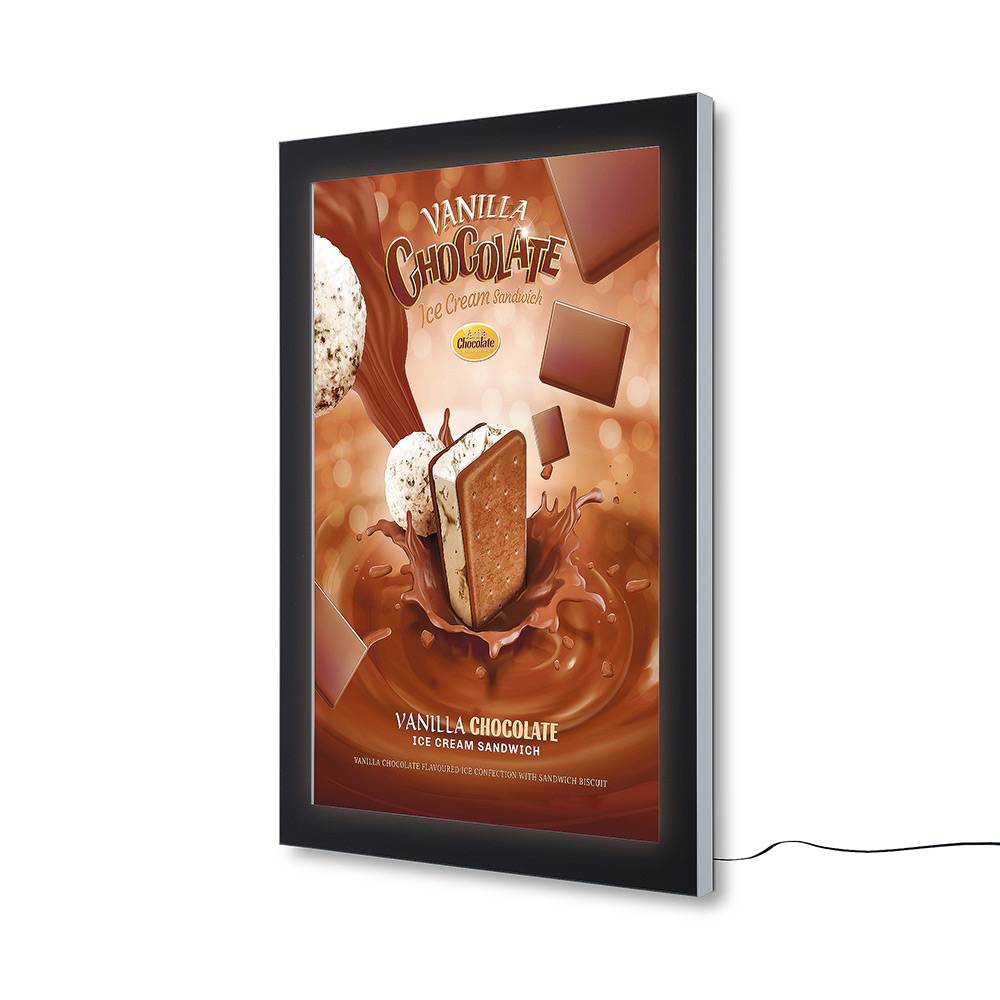 Showdown Displays Plakatschaukasten Außen Premium LED (A0)