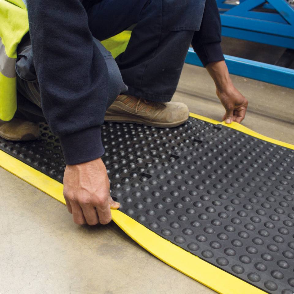 Anti-Ermüdungsmatte Bubblemat Mittelstück, schwarz/gelb, Naturkautschuk, 600x900mm