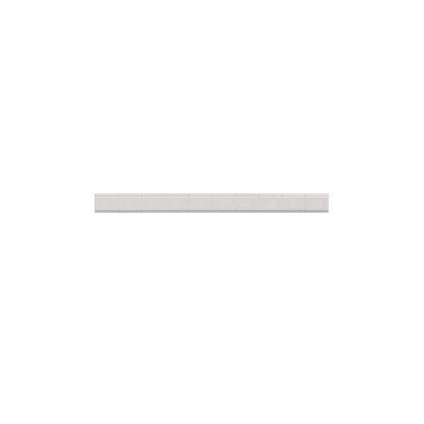 Eine horizontale Metallschiene mit gleichmäßig verteilten Kerben, geeignet zum Organisieren oder Aufhängen von Gegenständen in minimalistischem Design.