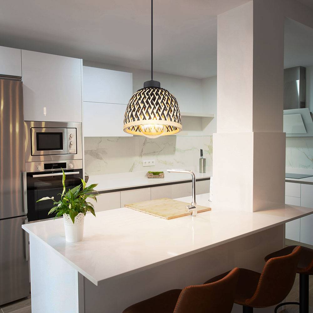 Pendellampe Wohnzimmer Hängeleuchte Bambus Esszimmerlampe braun Boho Holzlampe Geflochten rund, Metall schwarz matt, 1x E27 Fassung, DxH 20x120 cm