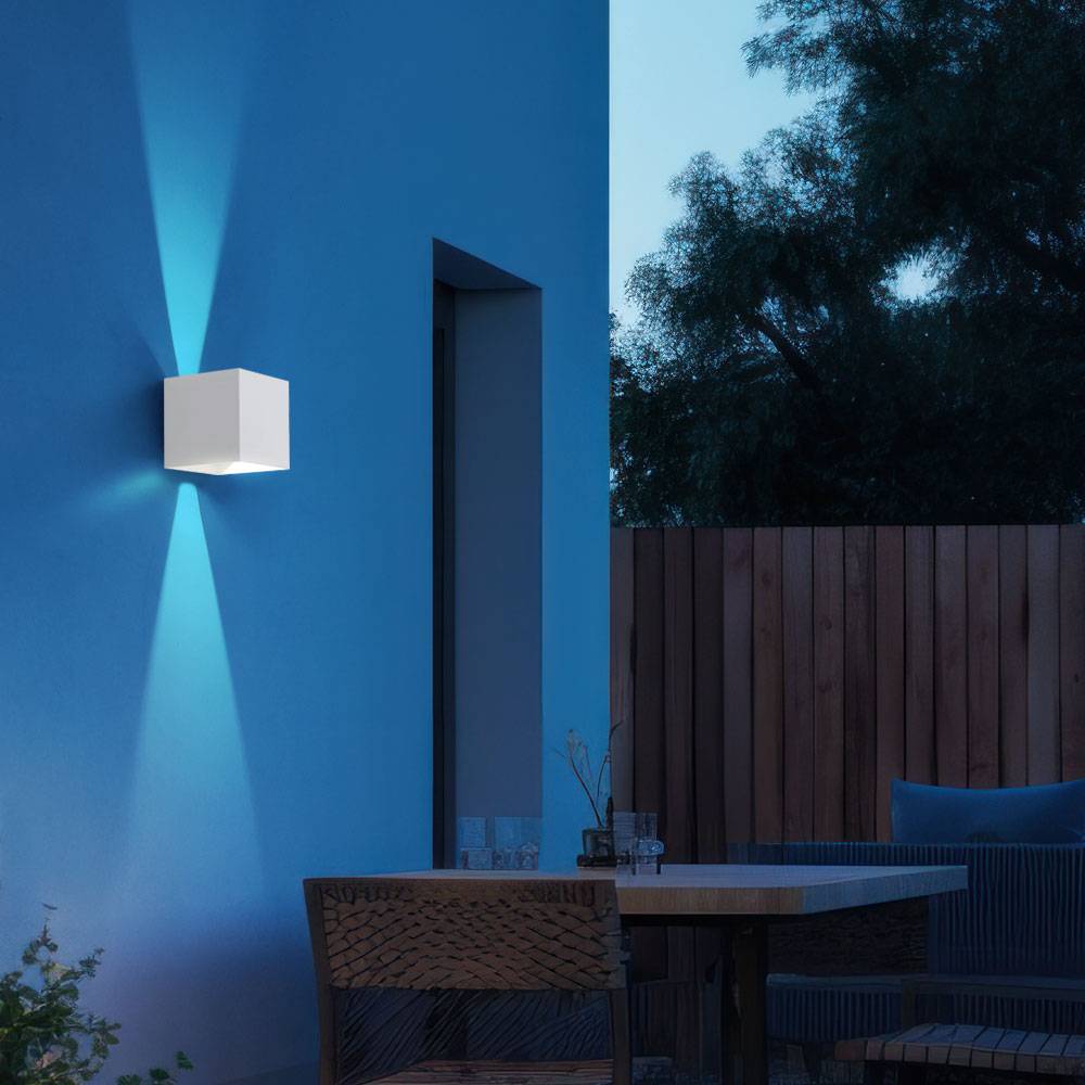 Wandlampe Aussen Up and Down Leuchten Aussen LED Wandleuchte Außen, einstellbarer Lichtkegel, Alu weiß, LED 5W 700Lm warmweiß, LxBxH 10x10x10 cm