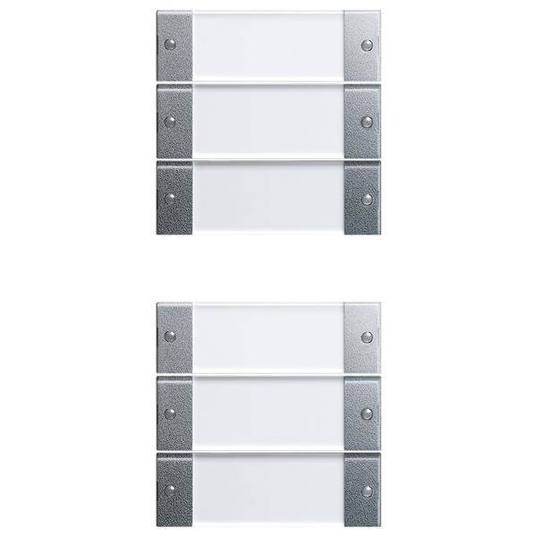 Zwei identische silber- und weißfarbene Akkordeon-Wandhalterungen mit jeweils drei Abschnitten, die zur Organisation oder Aufbewahrung von Gegenständen verwendet werden.