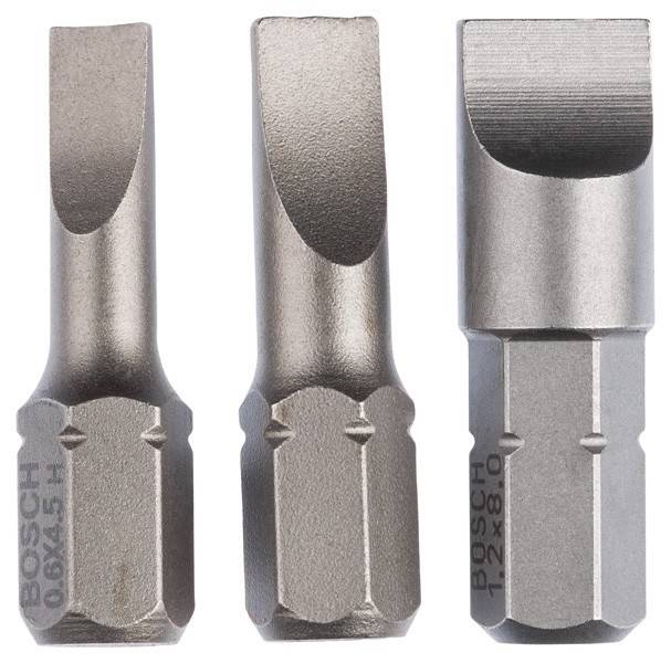 Drei Metallschraubendreher-Bits mit sechseckigen Basen, beschriftet mit ‚BOSCH 0,6X4,5 H, 1,2X6,5 H, 1,0X5,5 SH', zum Eindrehen von Schrauben.