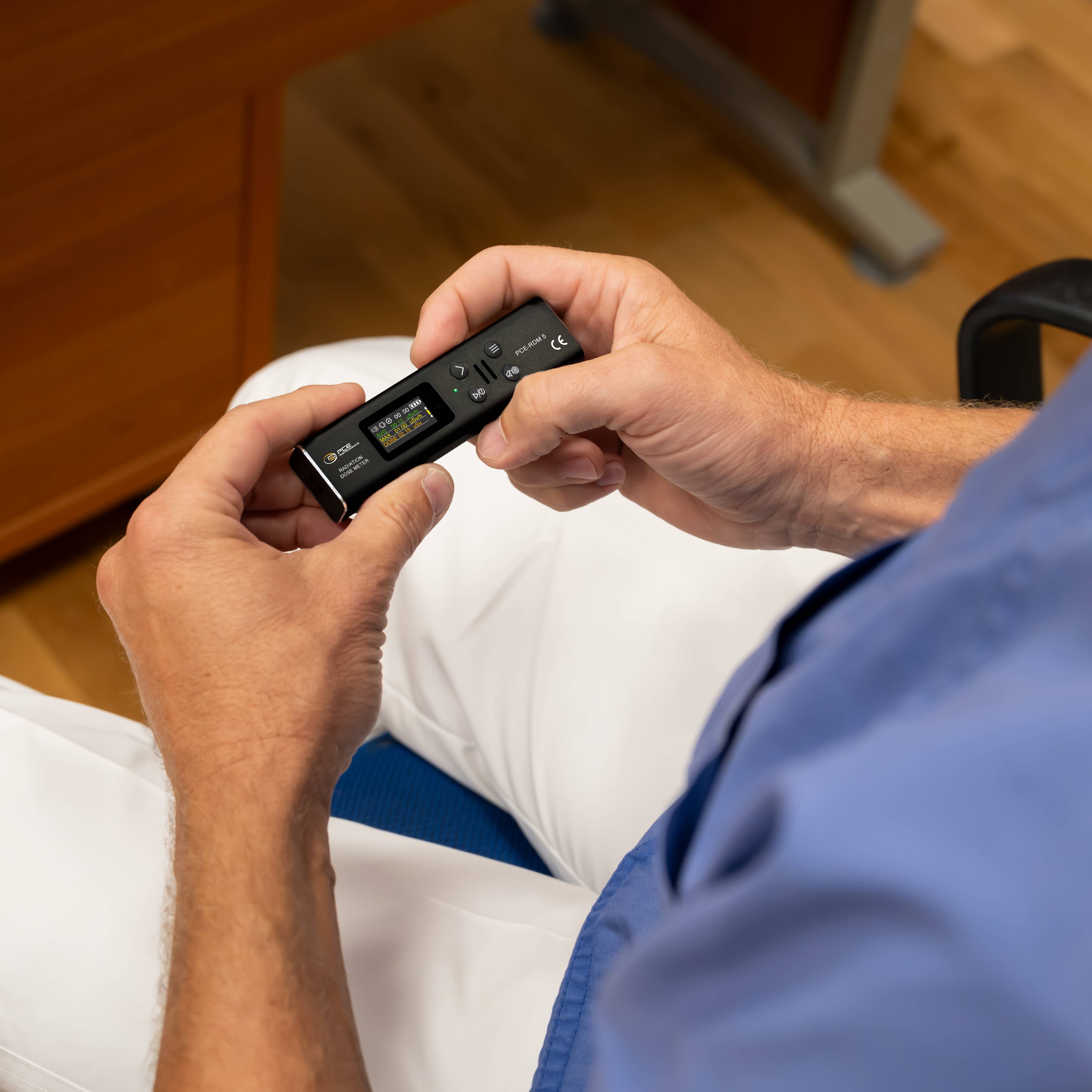 PCE Instruments Strahlen Dosimeter PCE-RDM 5 |ß-, y- und Röntgenstrahlung |9.999 µSv/h |Alarm |Echtzeit |USB-C |IP20