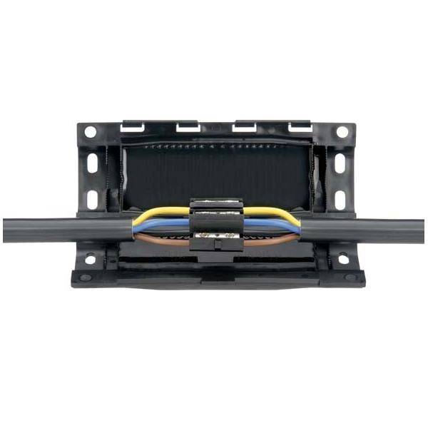 Eine schwarze Montageklammer hält eine rechteckige elektronische Komponente mit angeschlossenen Kabeln. Die Kabel haben freiliegende gelbe, blaue und braune Drähte.