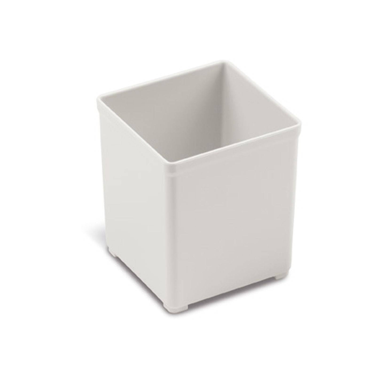 Ein schlichter weißer Quadrat-Mülleimer mit minimalistischem Design auf weißem Hintergrund.