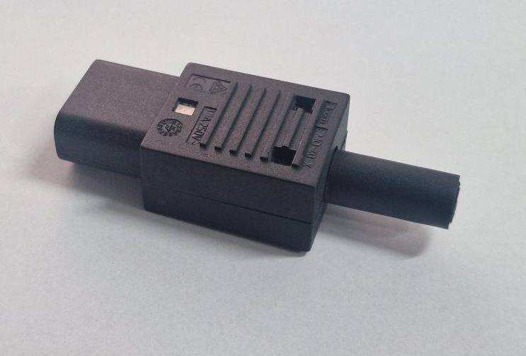 RS Pro - 7769122 - IEC-Steckverbinder C13, 250 V ac / 10A - Kaltgeräte-Buchse