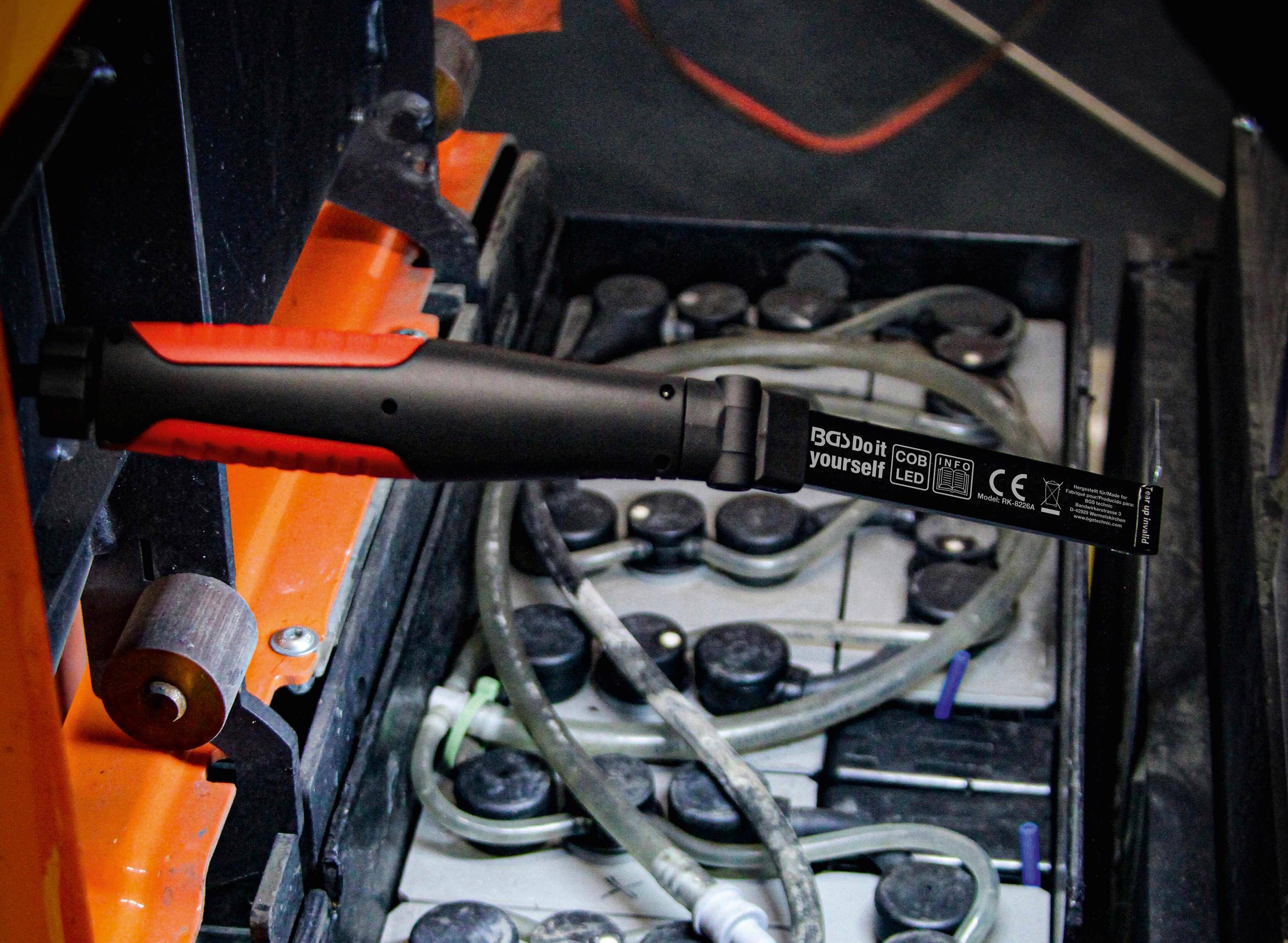 COB-LED Akku-Knicklampe 6783 Leuchtmittel COB-LED Ausführung 1 COB LED Leistung 4 W Lichtstrom 500 Lumen Lichtfarbe 6000