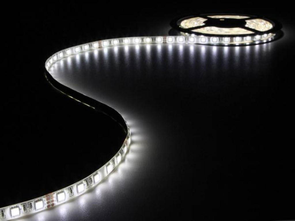 Velleman FLEXIBLER LED-STREIFEN - NEUTRALWEIß - 300 LEDs - 5 m - 24 V