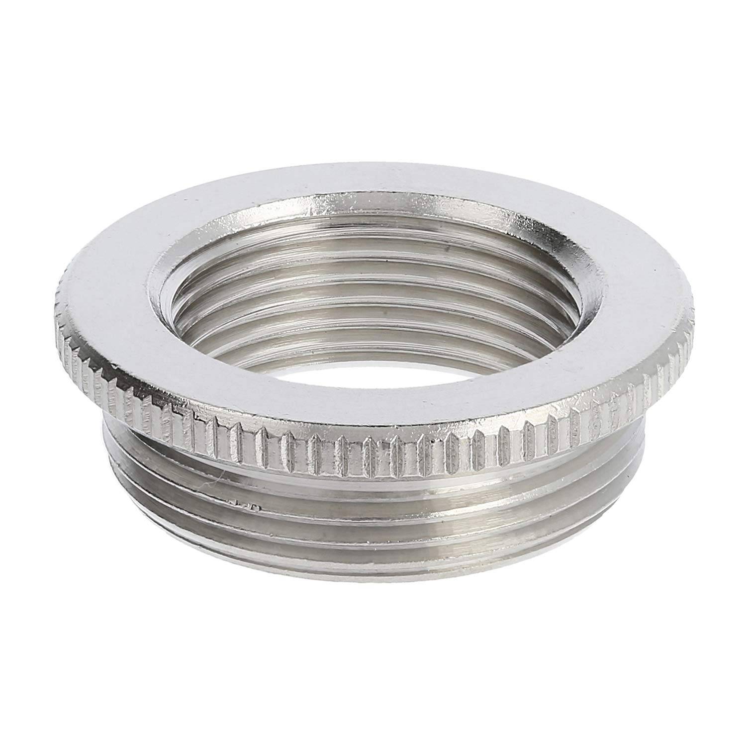 Eine silberne sechskantige Metallmutter mit einem Gewindeloch in der Mitte, die zum Befestigen von Teilen zusammen verwendet wird.